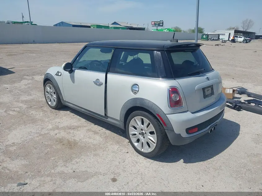 2010 MINI COOPER S  
