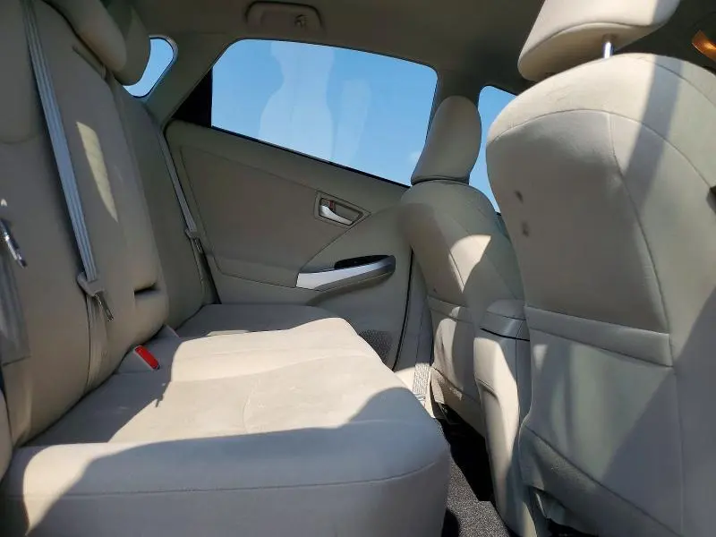 2015 TOYOTA PRIUS TWO  