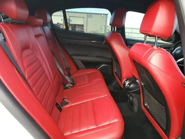 2022 ALFA ROMEO STELVIO   