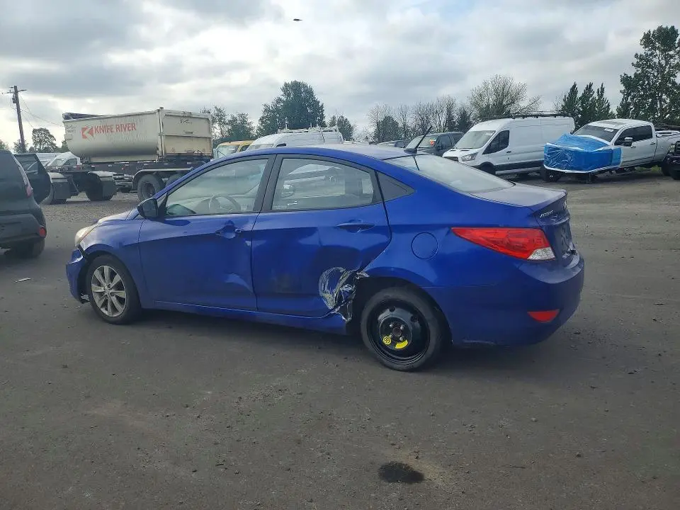 2012 HYUNDAI ACCENT GLS  