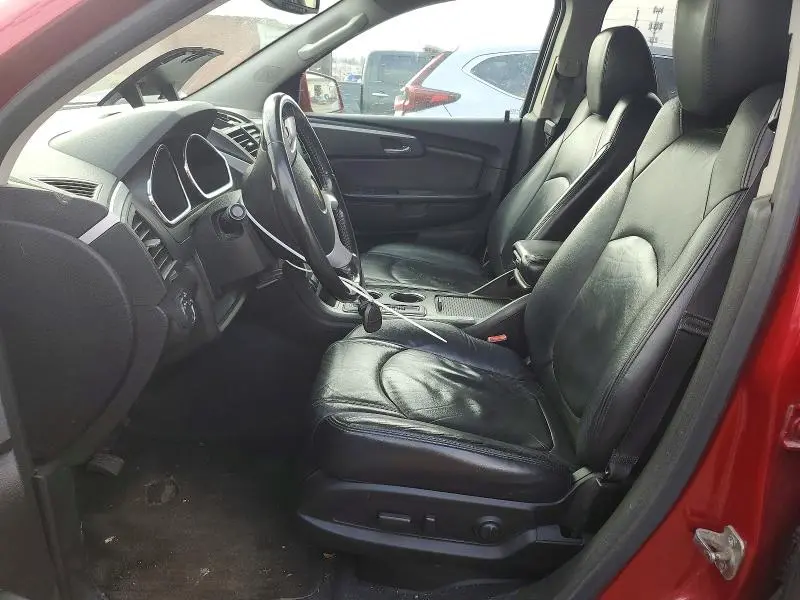 2012 CHEVROLET TRAVERSE LT  