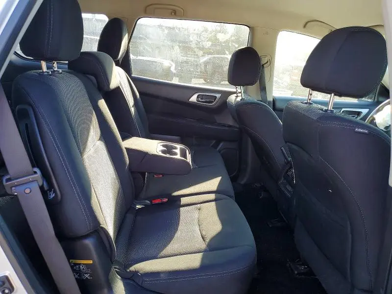 2017 NISSAN PATHFINDER S  