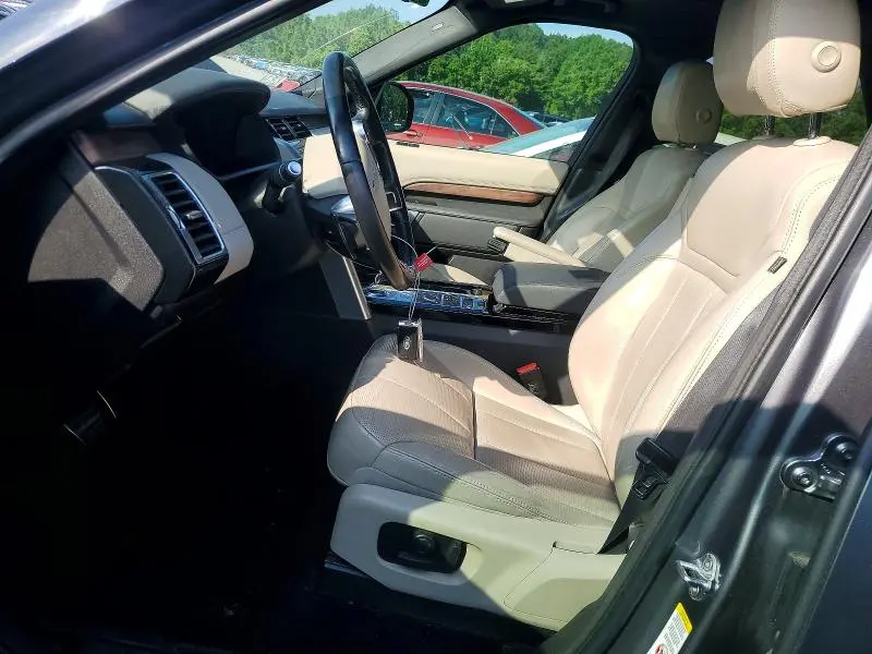 2018 LAND ROVER DISCOVERY HSE  