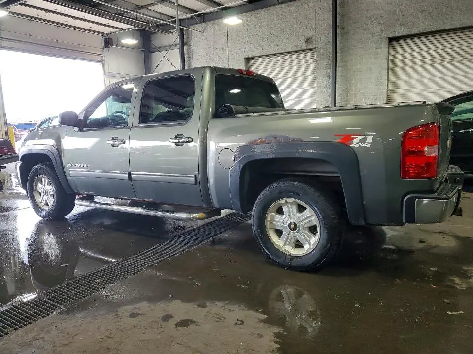 2011 CHEVROLET SILVERADO K1500 LT  