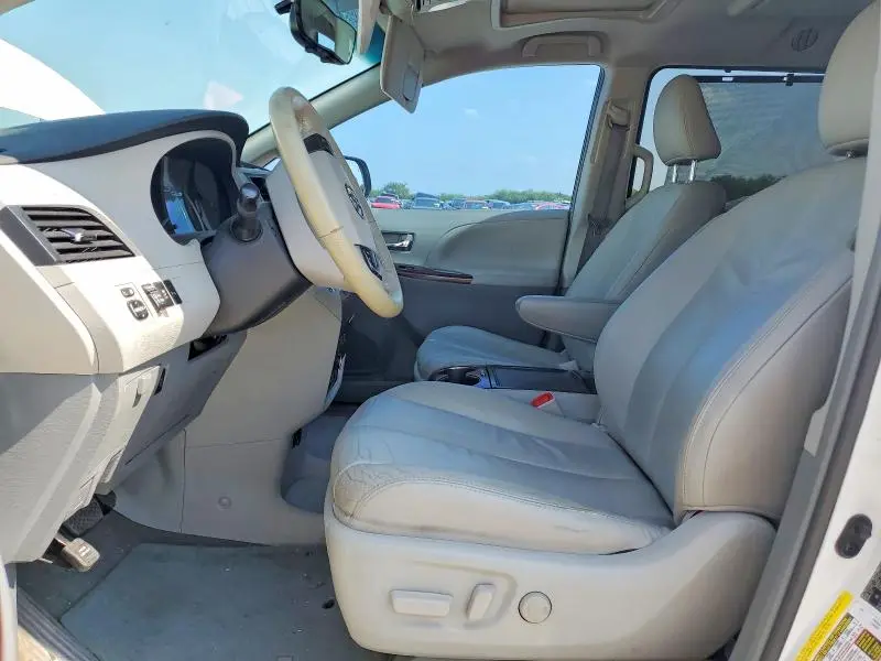 2012 TOYOTA SIENNA XLE 8-PASSENGER  