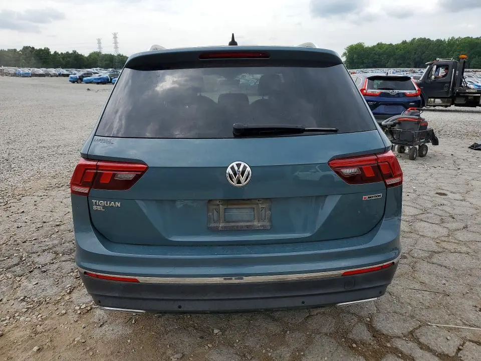 2020 VOLKSWAGEN TIGUAN SE  