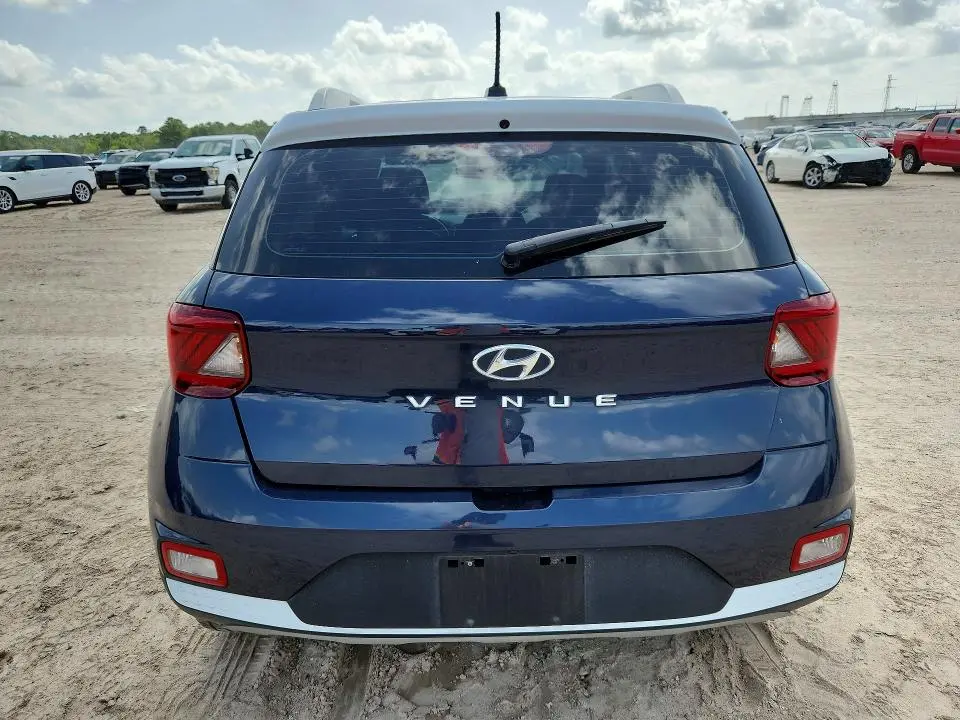 2023 HYUNDAI VENUE LIMITED  
