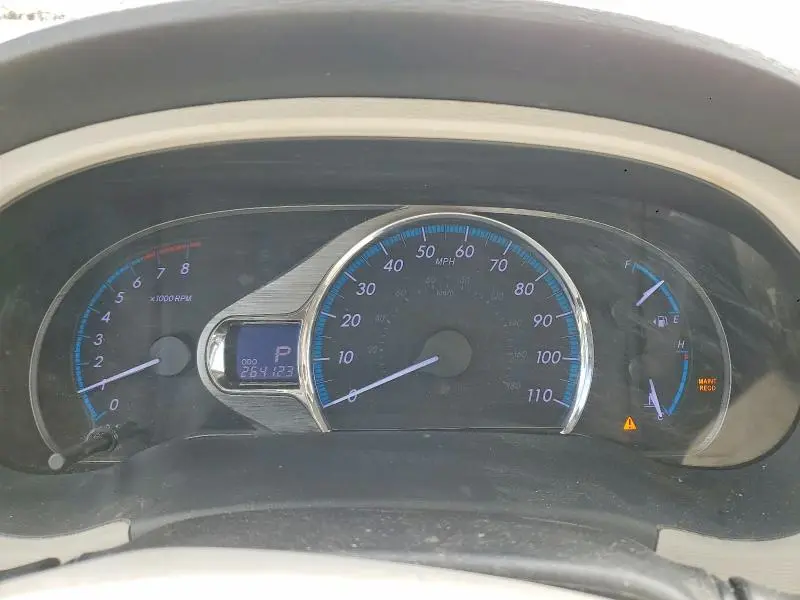 2012 TOYOTA SIENNA XLE 8-PASSENGER  