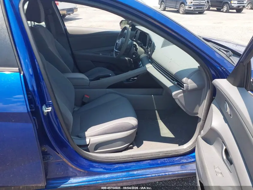 2021 HYUNDAI ELANTRA SE