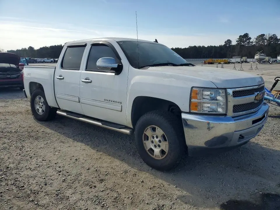 2013 CHEVROLET SILVERADO K1500 LT  