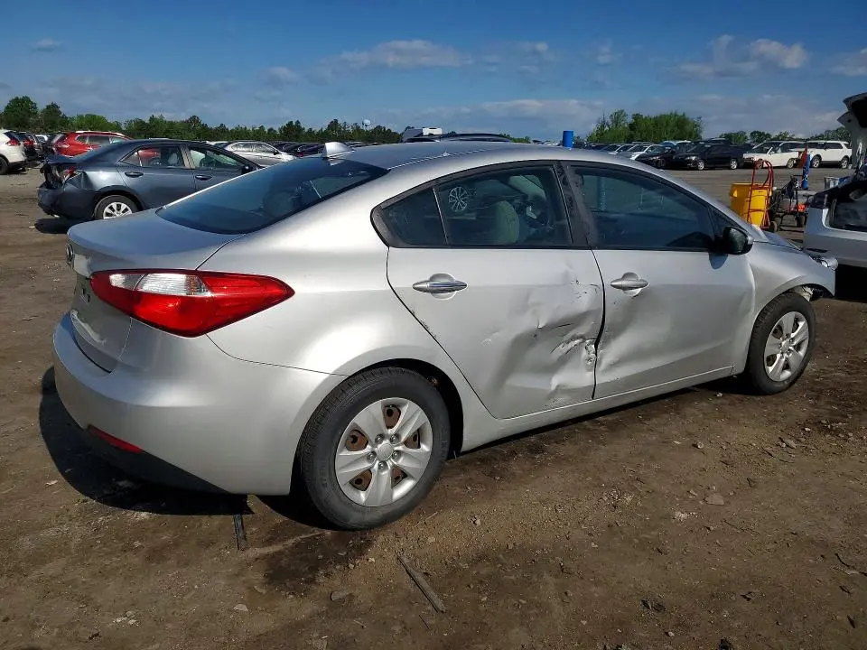 2016 KIA FORTE LX  