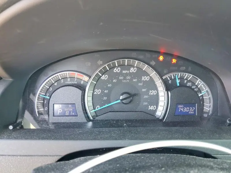 2014 TOYOTA CAMRY L  
