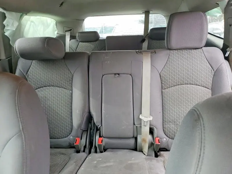 2011 CHEVROLET TRAVERSE LT  