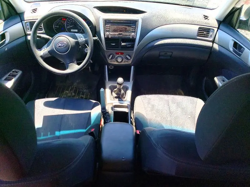 2010 SUBARU FORESTER XS  