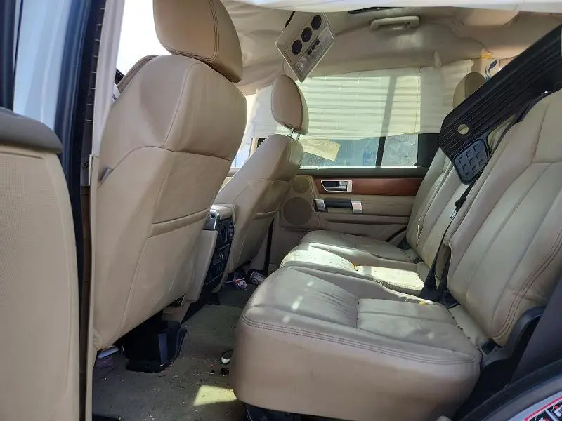 2016 LAND ROVER LR4 HSE LUXURY  