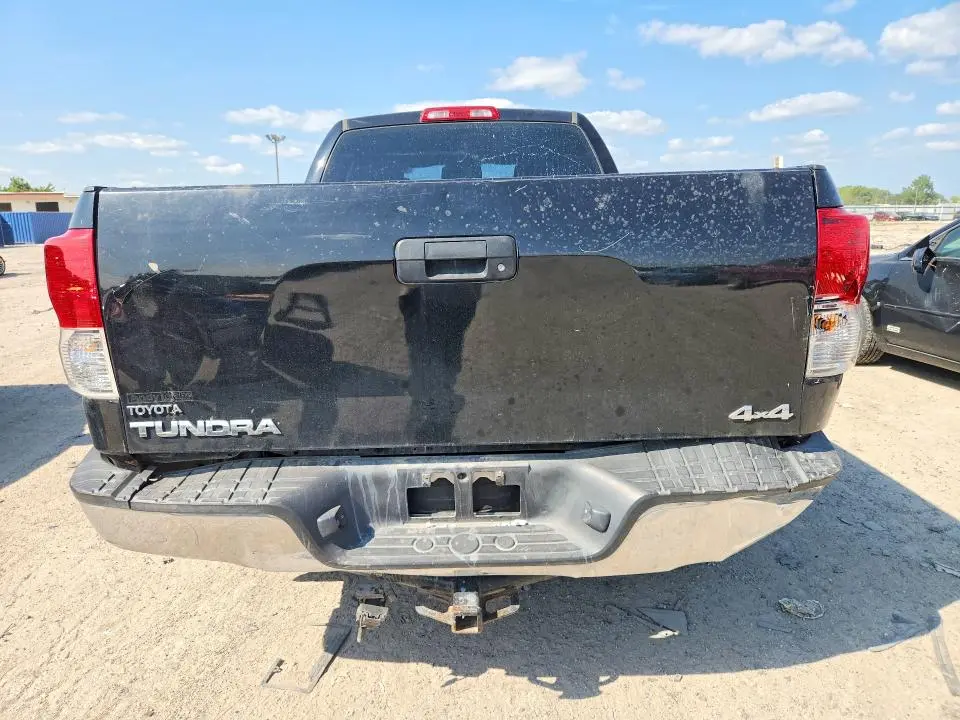 2013 TOYOTA TUNDRA DOUBLE CAB SR5  