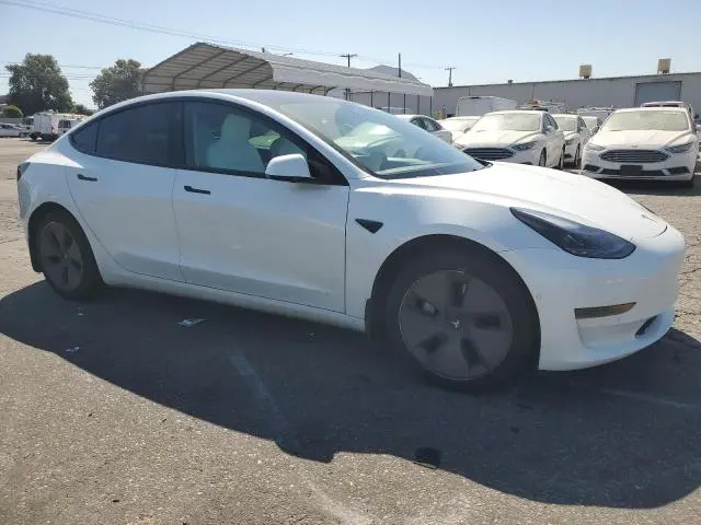 2021 TESLA MODEL 3   