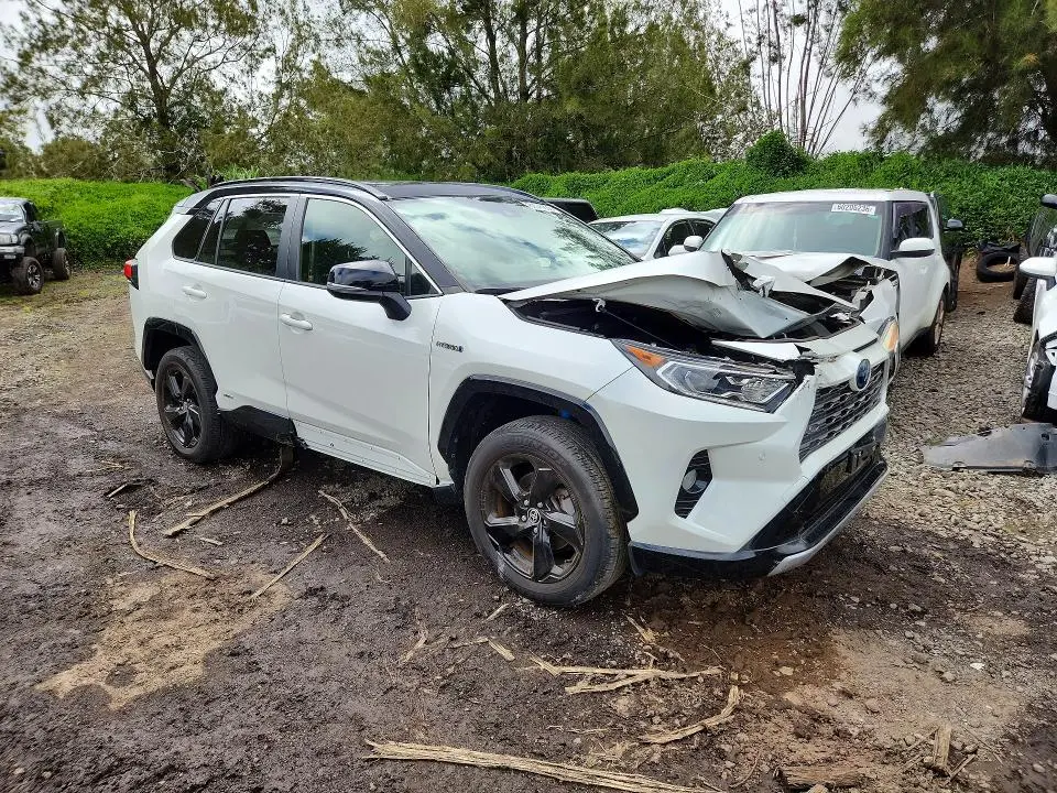2020 TOYOTA RAV4 XSE  