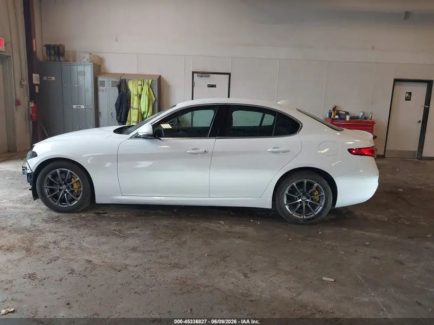 2017 ALFA ROMEO GIULIA AWD