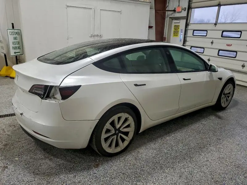 2022 TESLA MODEL 3   