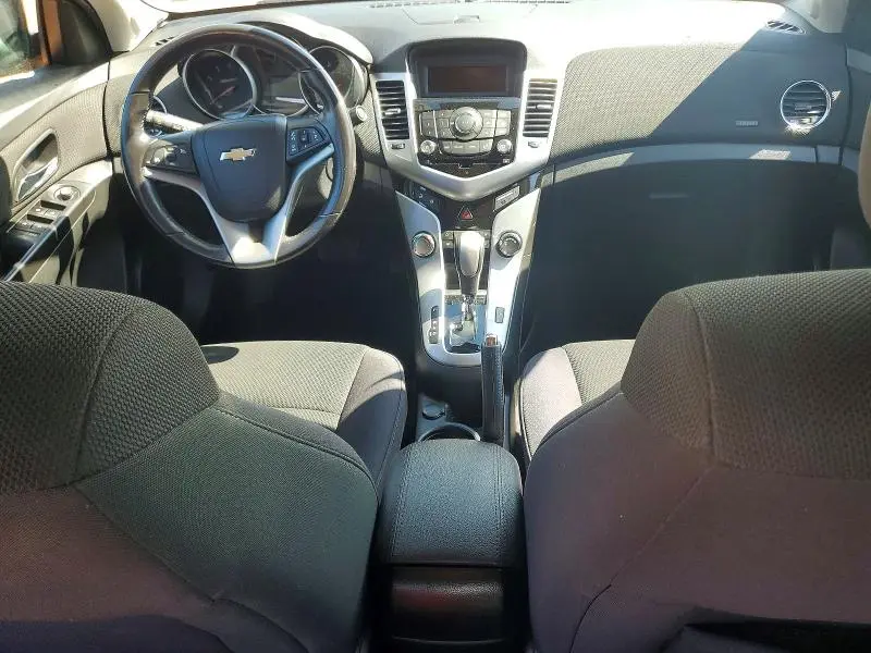2012 CHEVROLET CRUZE LT  