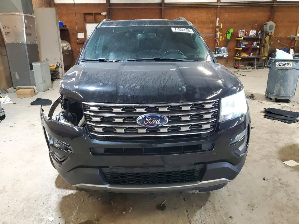 2017 FORD EXPLORER XLT  