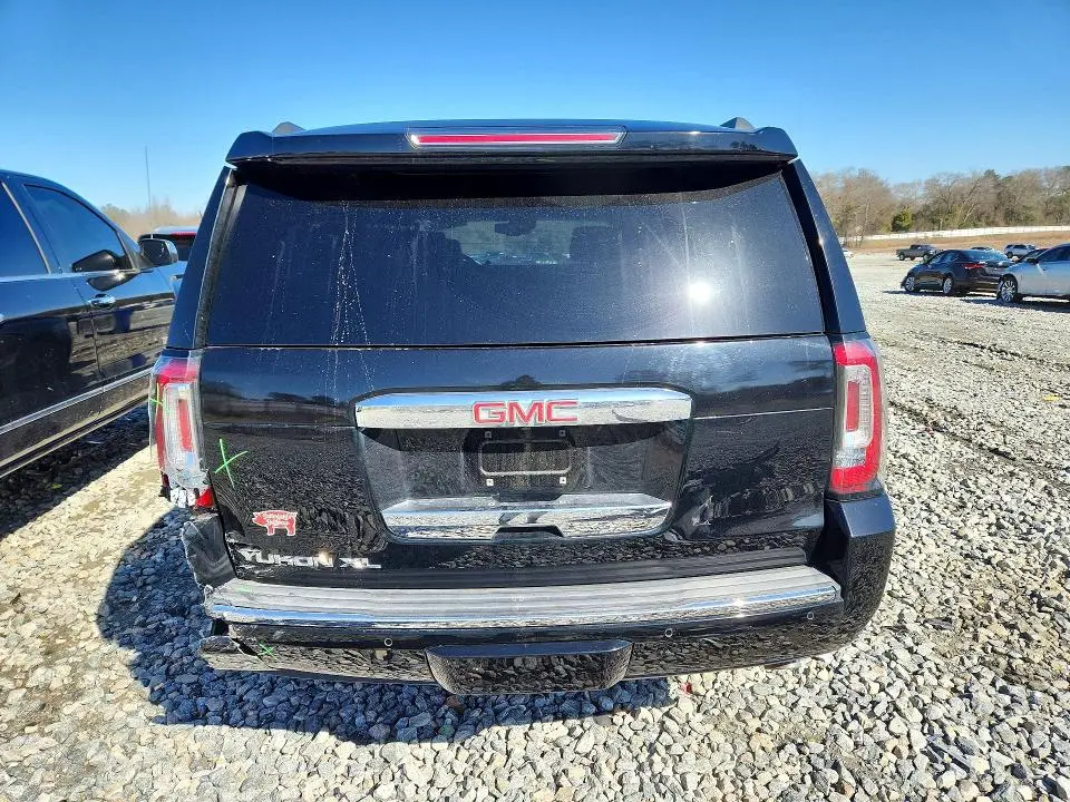 2018 GMC YUKON XL DENALI  