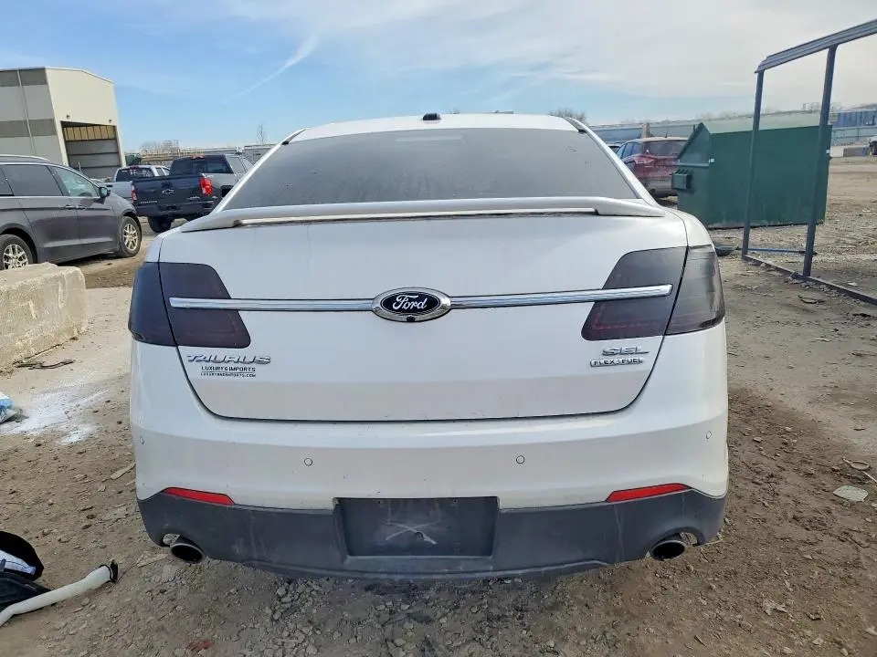 2015 FORD TAURUS SEL  
