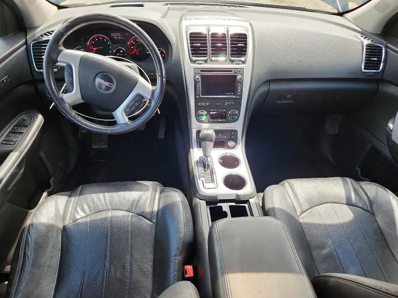 2011 GMC ACADIA SLT-2  