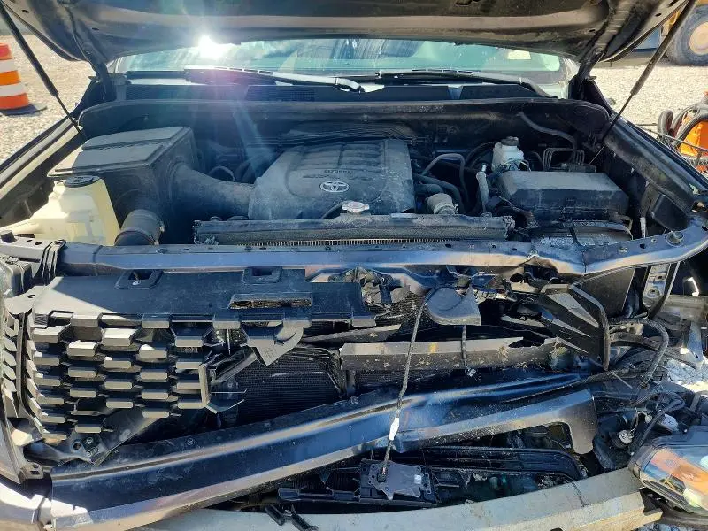 2019 TOYOTA TUNDRA SR5  