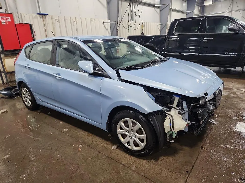 2012 HYUNDAI ACCENT GLS  