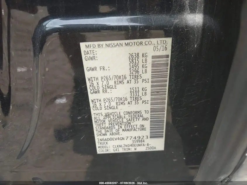 2016 NISSAN FRONTIER SV