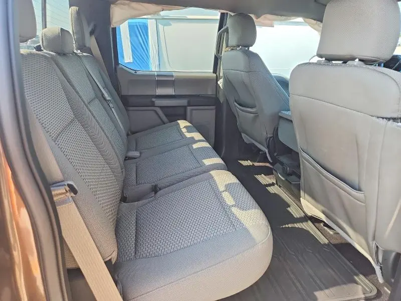 2015 FORD F150XLT   