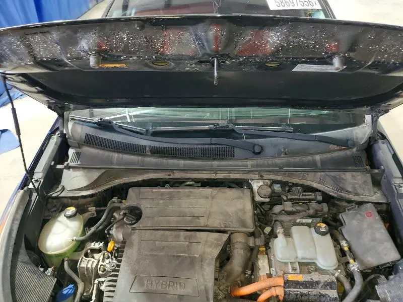 2017 KIA NIRO LX  