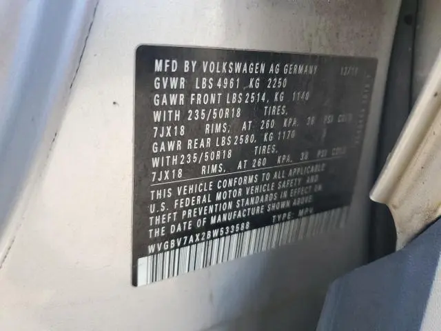 2011 VOLKSWAGEN TIGUAN S  