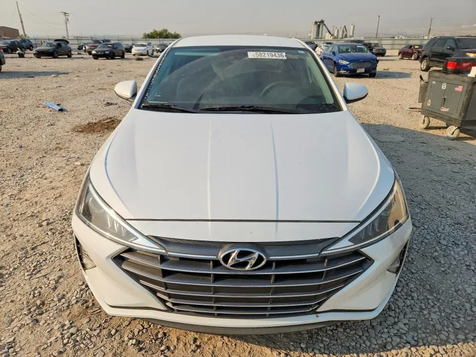 2020 HYUNDAI ELANTRA SEL  