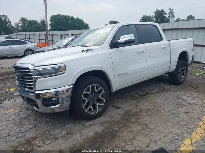 2025 RAM 1500 LARAMIE  4X4 5'7 BOX
