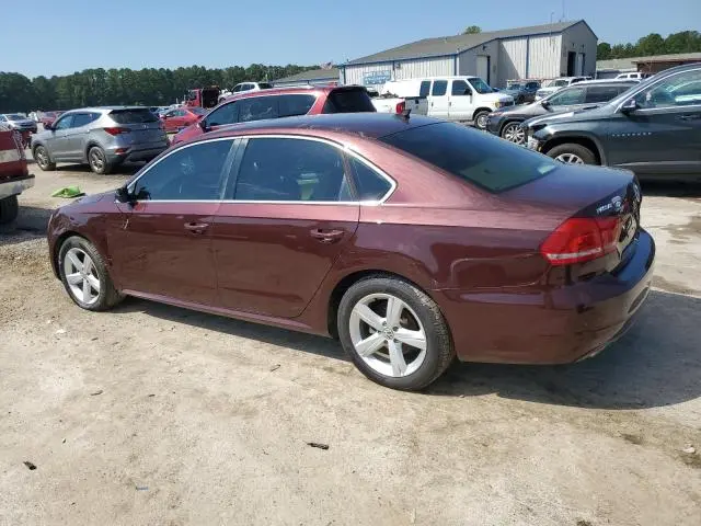 2013 VOLKSWAGEN PASSAT SE  