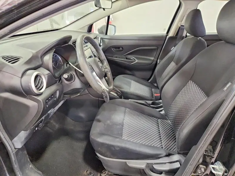 2021 NISSAN VERSA S  