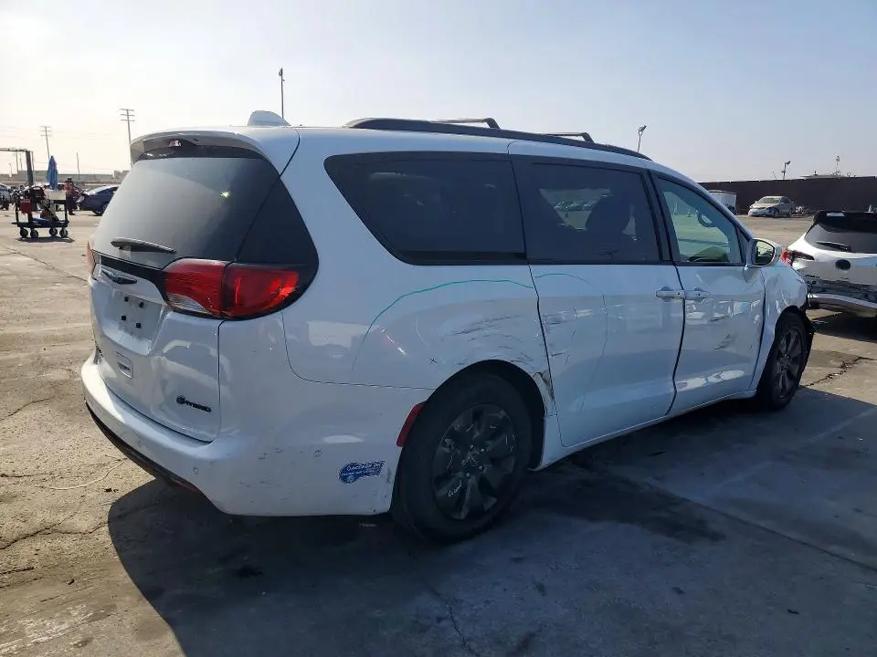 2020 CHRYSLER PACIFICA HYBRID LIMITED  