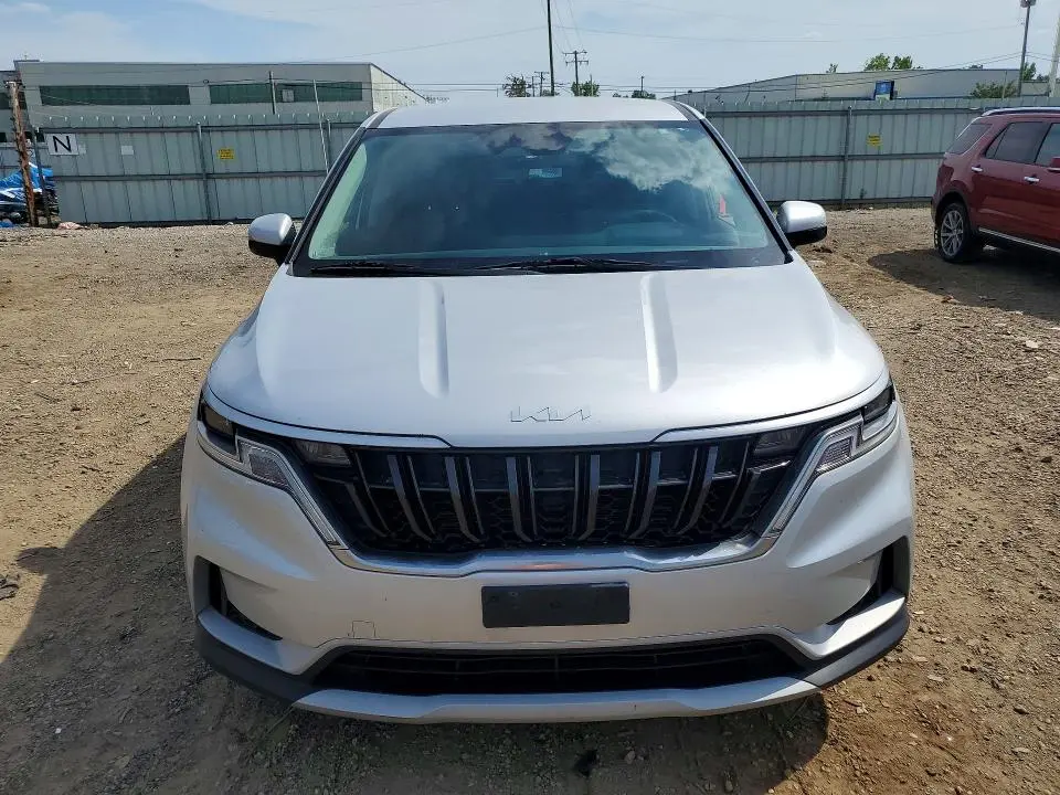 2023 KIA CARNIVAL LX  