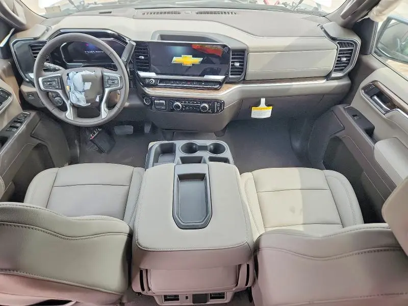 2026 CHEVROLET SILVERADO K1500 LT  