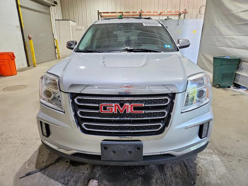 2017 GMC TERRAIN SLT  