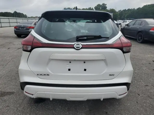2021 NISSAN KICKS SR  