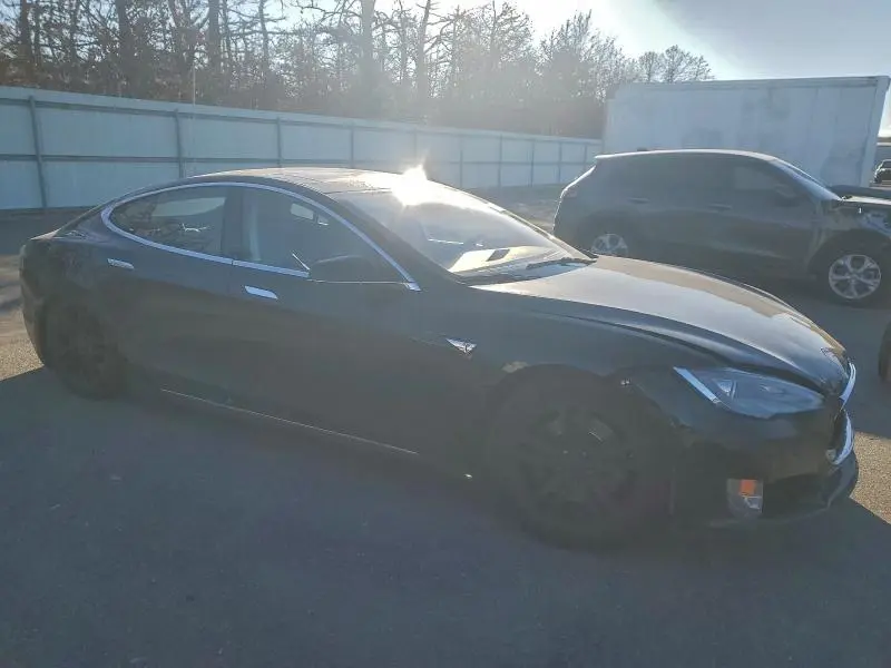 2014 TESLA MODEL S   