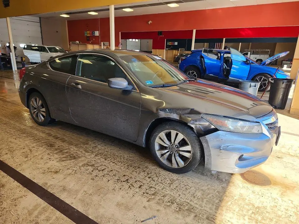 2012 HONDA ACCORD LX  
