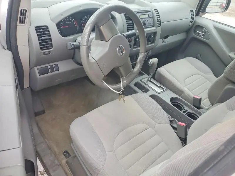 2012 NISSAN FRONTIER S  