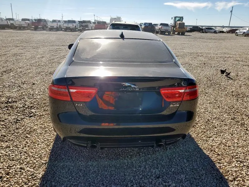 2019 JAGUAR XE   