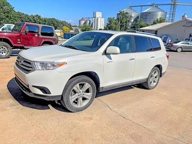 2011 TOYOTA HIGHLANDER LIMITED  