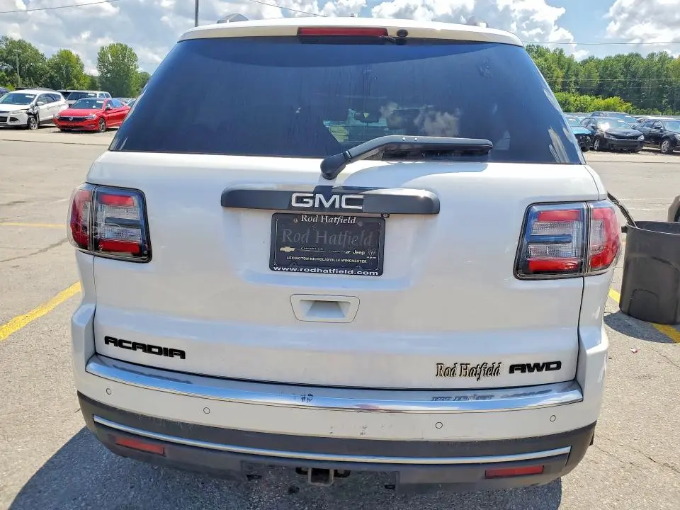 2016 GMC ACADIA SLT-1  